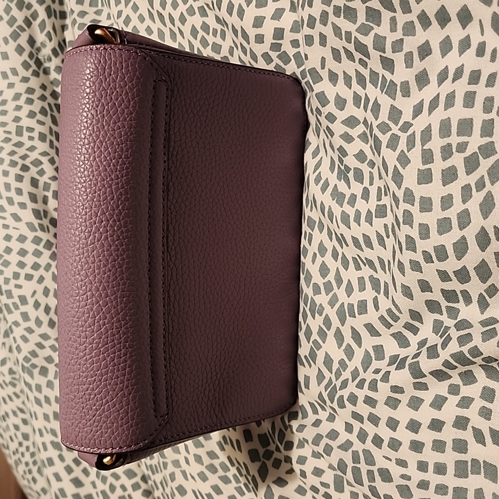 Tory Burch Olivia Pebbled Purple Leather Bag - Picture 9 of 9